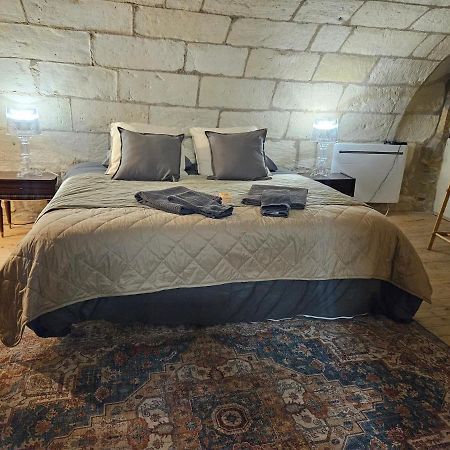 Hotel Robin Quantin In The Heart Of Old Tours Bagian luar foto