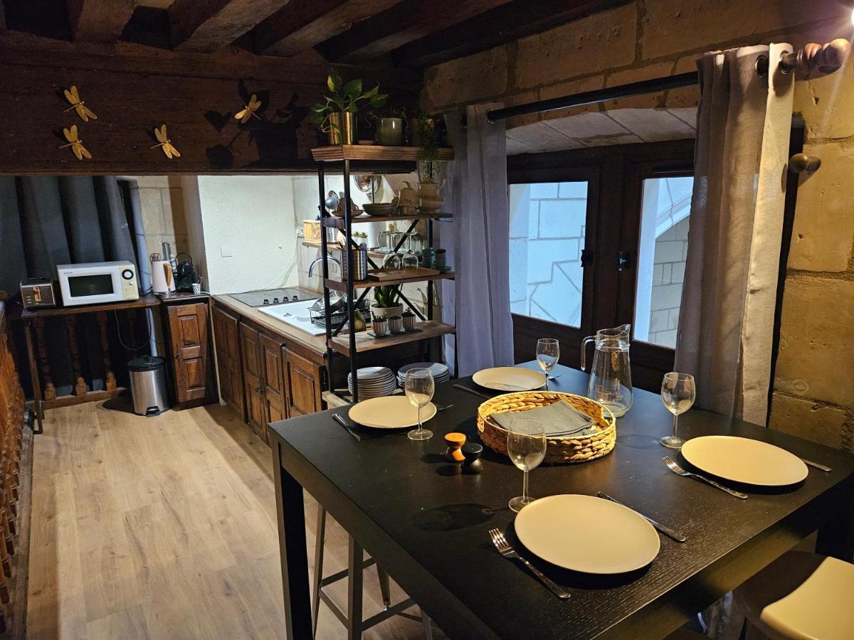 Hotel Robin Quantin In The Heart Of Old Tours Bagian luar foto